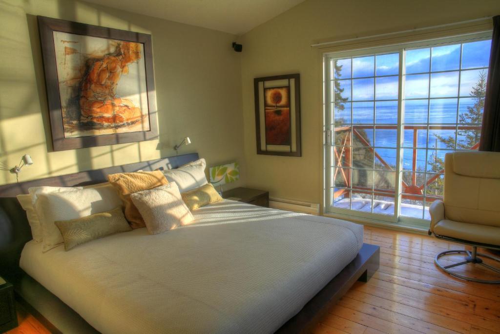 Auberge Des Eaux Vives La Malbaie Rum bild