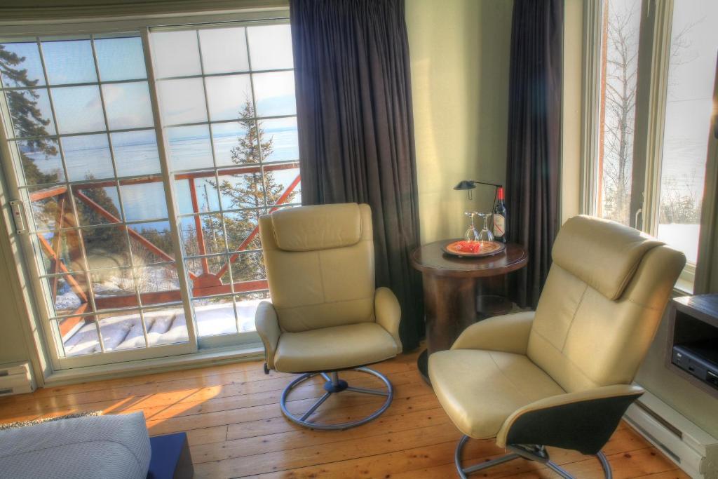 Auberge Des Eaux Vives La Malbaie Rum bild